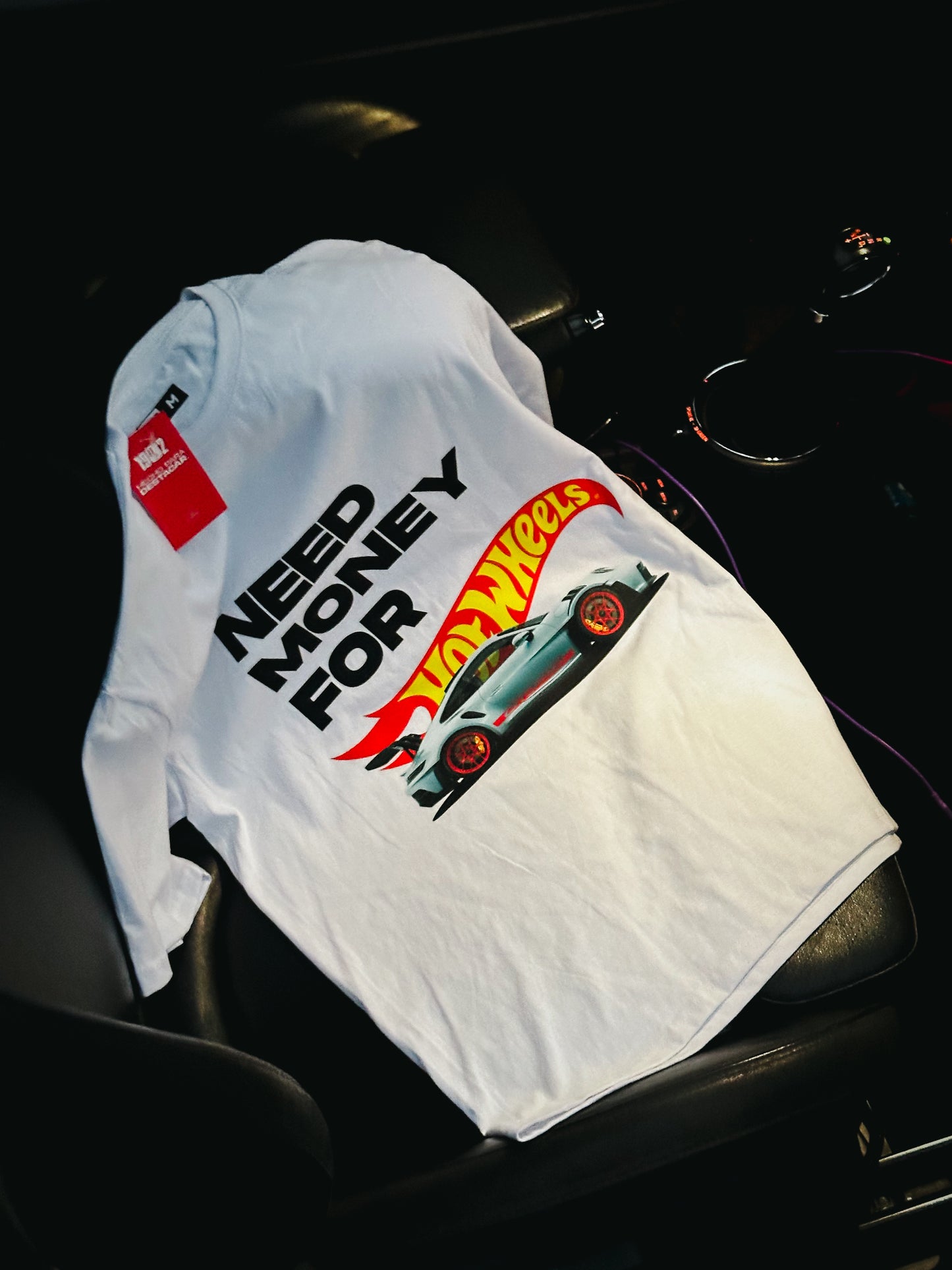 NEED MONEY FOR HOTWHEELS - ULTIMA PIEZA