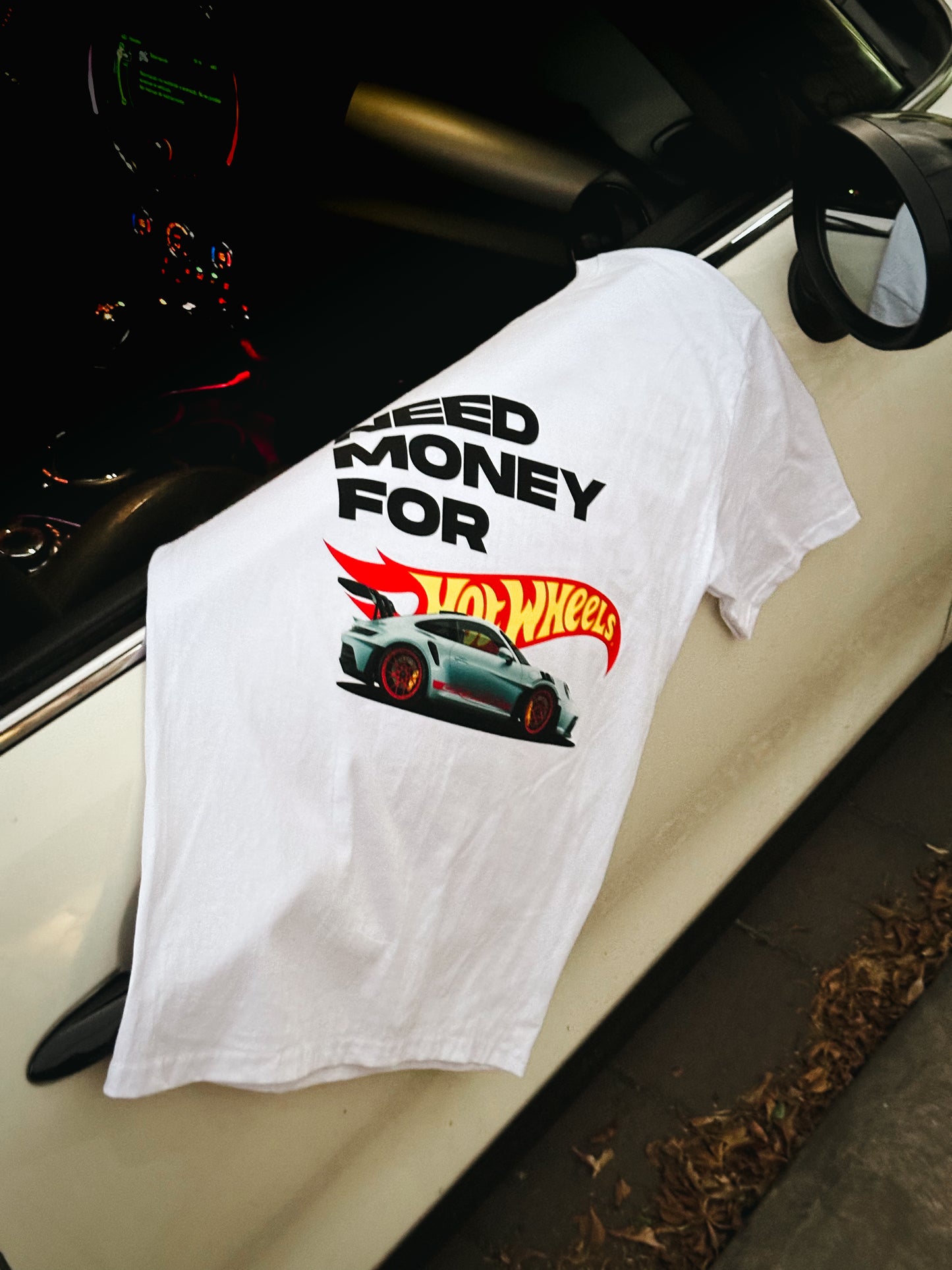 NEED MONEY FOR HOTWHEELS - ULTIMA PIEZA